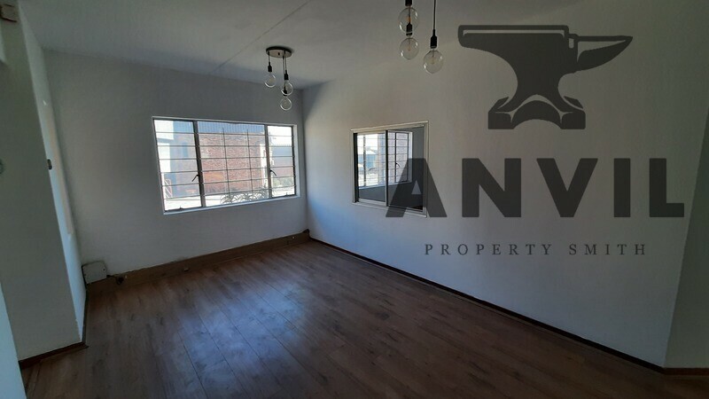 Midline Business Park - Unit 12 property image 2