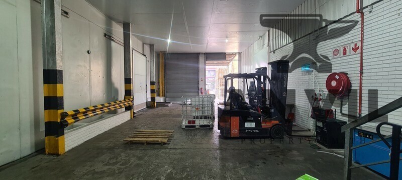 34 Marine Drive Paarden Eiland - Zone L  property image 1