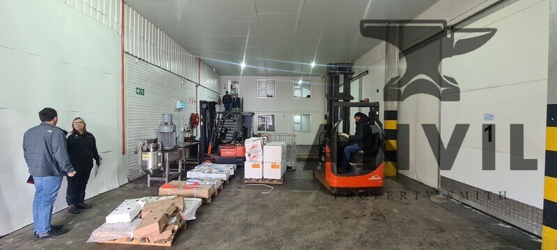 34 Marine Drive Paarden Eiland - Zone L  property image 6