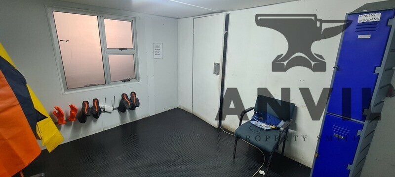 34 Marine Drive Paarden Eiland - Zone L  property image 11