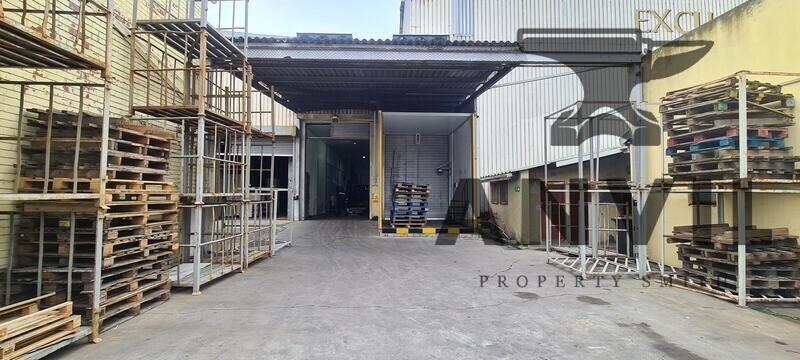 34 Marine Drive Paarden Eiland - Zone L  property image 16