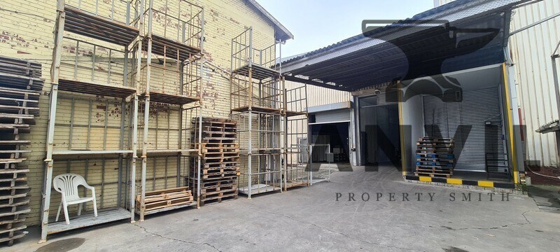 34 Marine Drive Paarden Eiland - Zone L  property image 17