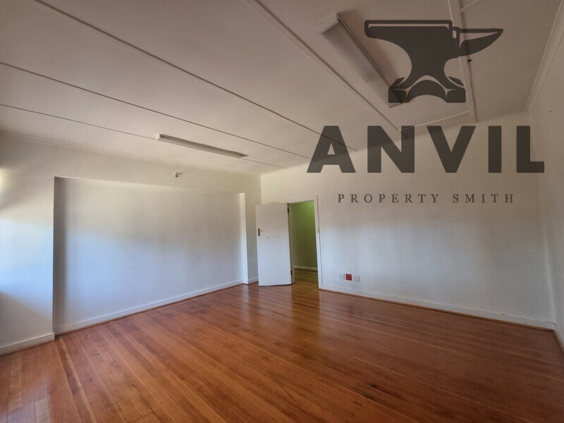 Barry Hertzog - whole building  property image 5