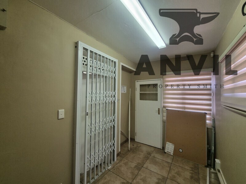 Barry Hertzog - whole building  property image 14