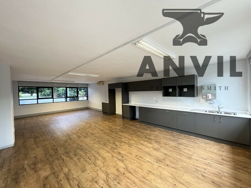 Village Green Shopping Centre - First Floor - Right  property image 2