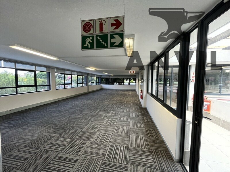 Village Green Shopping Centre - First Floor - Right  property image 4