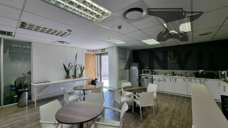 The Woodlands Office Park, Building 29, Woodmead, Sandton - SF RHS property image 11