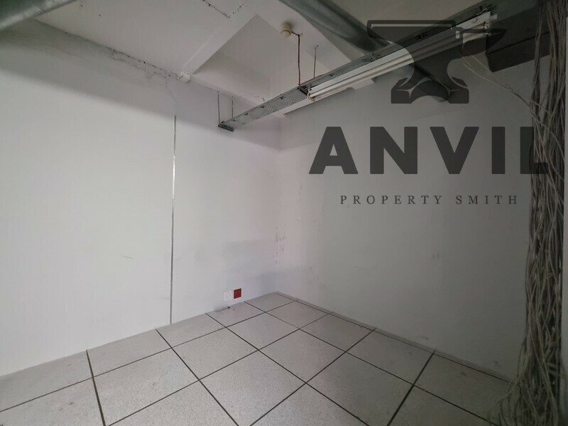 Metal Box - 4th Floor in Auckland park property image 5