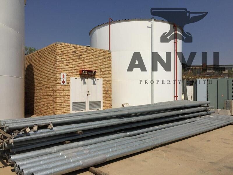 Technohub, Corporate Park North, Midrand - Industrial warehouse with offices  property image 28