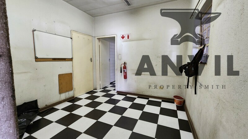 287 Proton Street, Chloorkop, Kempton Park - 1,200 sqm unit  property image 5