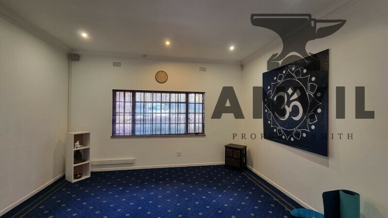 92 Beyers Naude Drive - whole building  property image 10