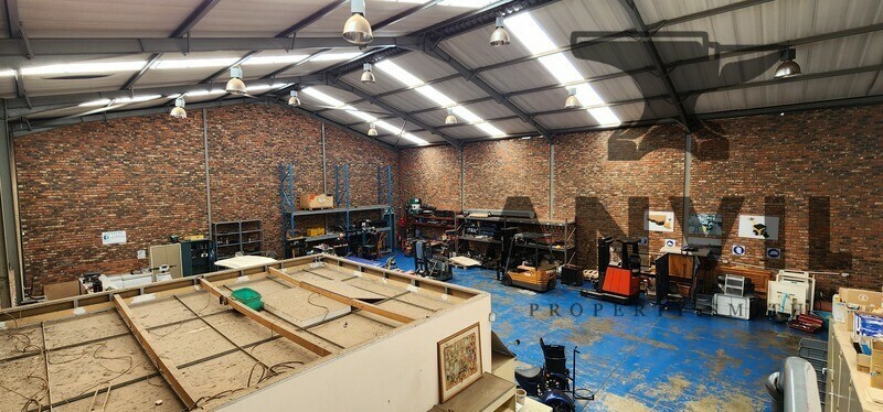 NorthLake Industrial Park - Unit 11 property image 4