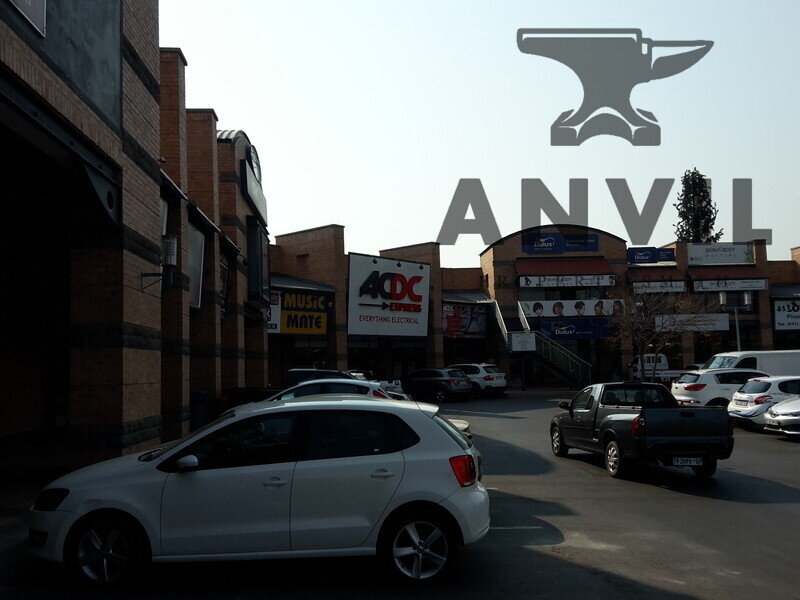 Forest Road Design & Décor Center, Pineslopes - Unit 2 property image 15