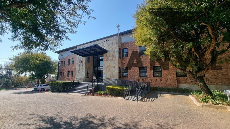 Location is a critical factor in the success of any business. In Johannesburg, one commercial hub stands out for its strategic advantages—Paulshof. This area offers a unique blend of history, infrastructure, and commercial opportunities, making it an idea Office-to-rent-in-Kildrummy-Office-Park-Paulshof__1_.jpg
