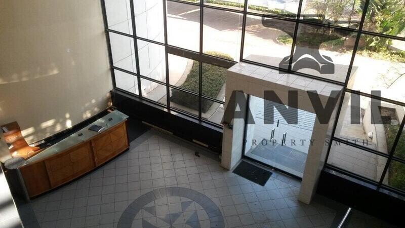 22 Milkyway Avenue, Linbro Business Park - Office and Warehouse property image 9