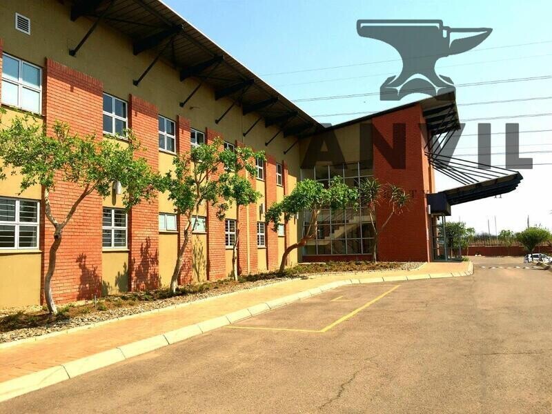 Silver Oaks Crossing, Silver Lakes, Pretoria  - Silver Crossing Building -Life Medical GF - Shop 45 property image 3