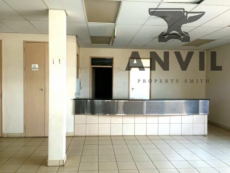 Silver Oaks Crossing, Silver Lakes, Pretoria  - Silver Crossing Building -Life Medical GF - Shop 45 property image 5