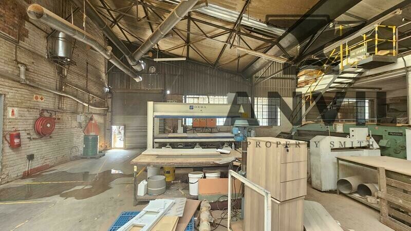 38 4th street - Entire Building  property image 4