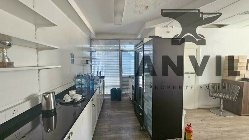 38 4th street - Entire Building  property image 8