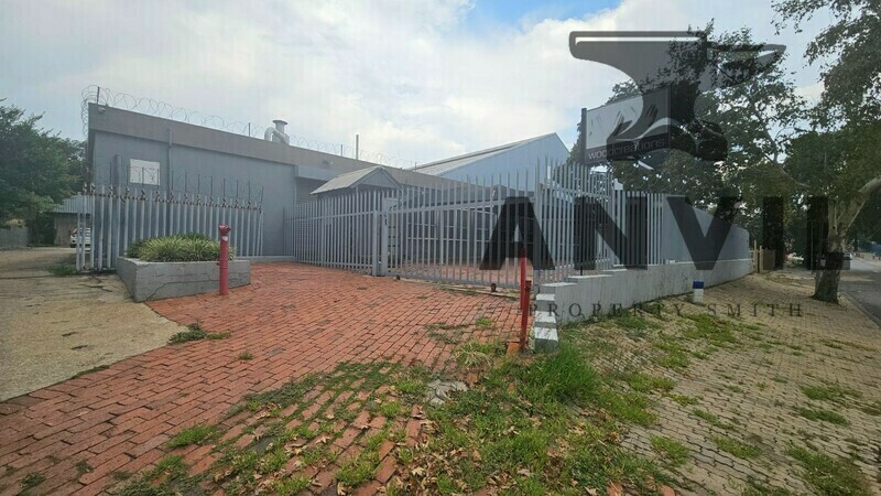 38 4th street - Entire Building  property image 33