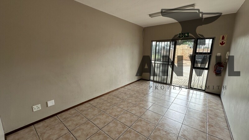 Stormill Industrial Estate, Stormill, Randburg - Unit 7  property image 6
