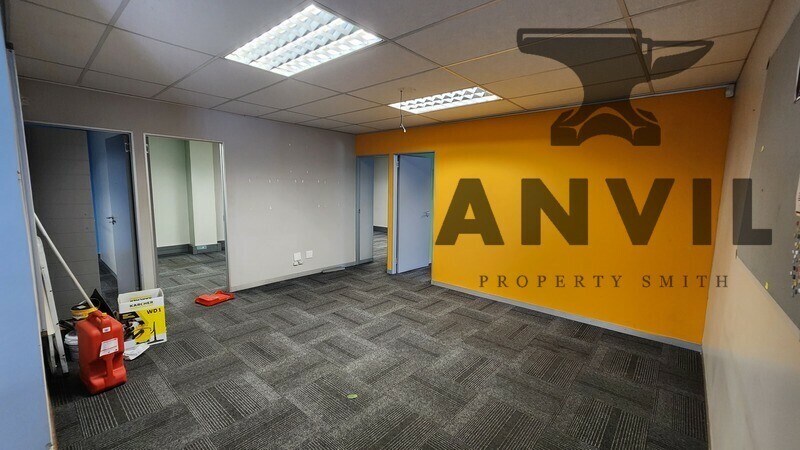 Twenty One Industrial Estate, Warehouse 4 - Unit H property image 8