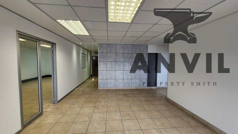 Twenty One Industrial Estate, Warehouse 4 - Unit C property image 4