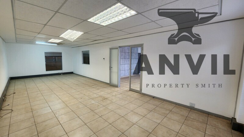 Twenty One Industrial Estate, Warehouse 4 - Unit C property image 5