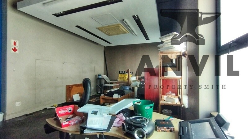 Execujet Business Centre, Tower Road, Airport - 100m2 commercial space to let in Airport Industria property image 12