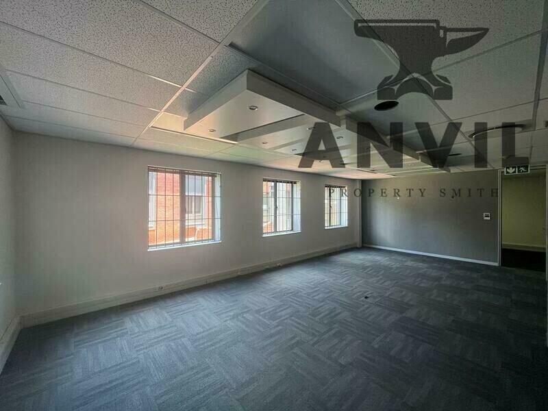 Stonemill Office Park, Randburg - stone mill - office space - downstairs - dam facing.  property image 5