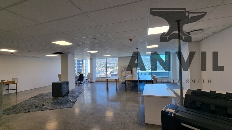 The Halyard,4 Martin Hammerschlag Way - 20th Floor Office Suite property image 3