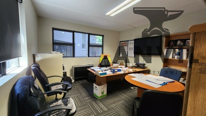 16 Industry Road, Clayville, Midrand  - 4,385 sqm A grade office with workshop and yard space  property image 11