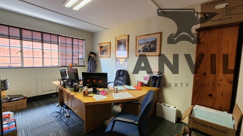 16 Industry Road, Clayville, Midrand  - 4,385 sqm A grade office with workshop and yard space  property image 13