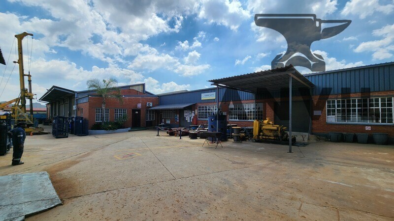 16 Industry Road, Clayville, Midrand  - 4,385 sqm A grade office with workshop and yard space  property image 26