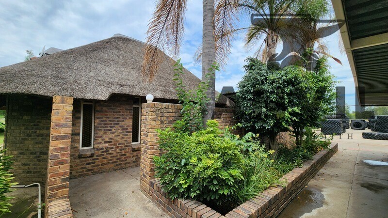 169 Porcelain street - Warehouse  property image 4