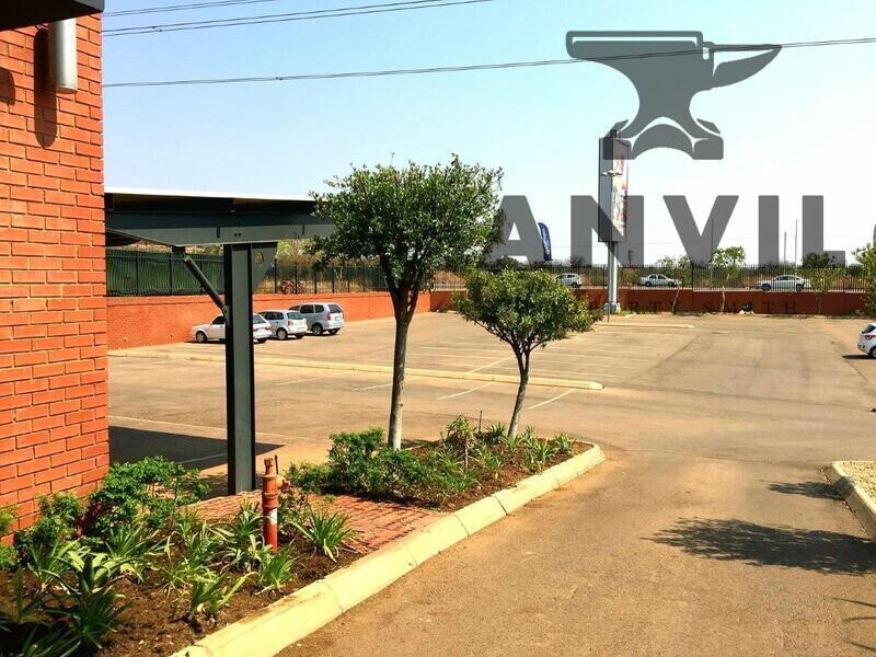 Silver Oaks Crossing, Silver Lakes, Pretoria  - ex La Di Da Shop 26 property image 10