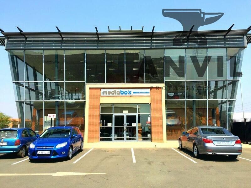 Silver Oaks Crossing, Silver Lakes, Pretoria  - ex La Di Da Shop 26 property image 14