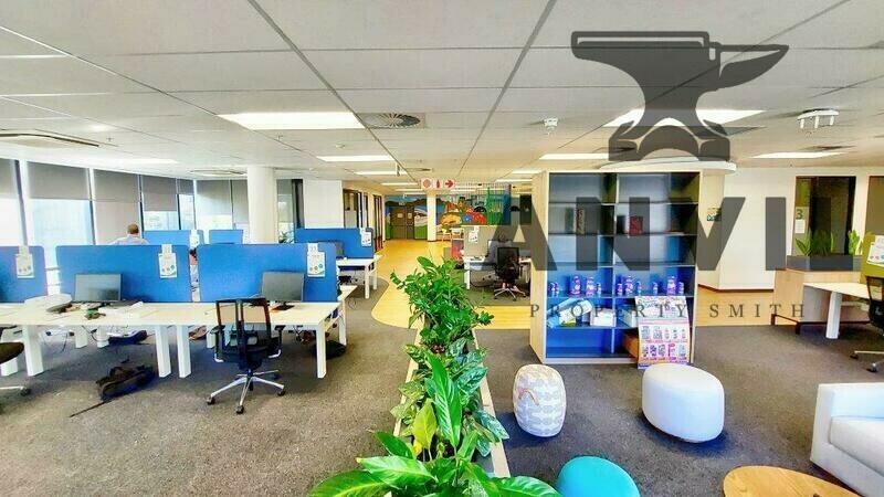 Glacier Place - Level 3 property image 17