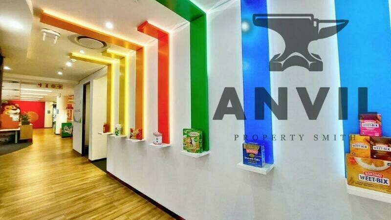 Glacier Place - Level 3 property image 18