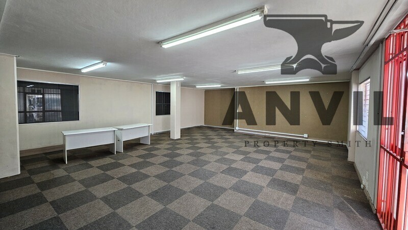 N1 Industrial Park - Unit 10 property image 3