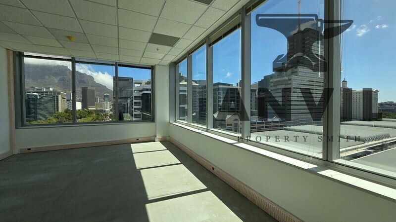 Convention Tower, Corner Heerengracht and Walter Sisulu Aveune - 9th Floor Office Unit property image 8
