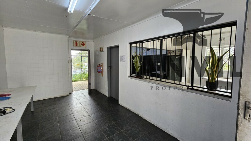 22 5th Street, Commercia  - 8,497 sqm free-standing facility property image 38