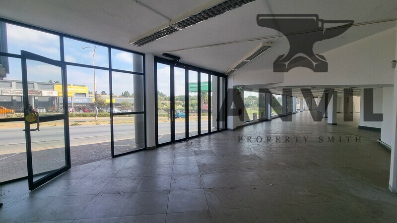 Hillcrest Shopping Centre, Randburg - Showroom space/Retail - first floor  property image 3