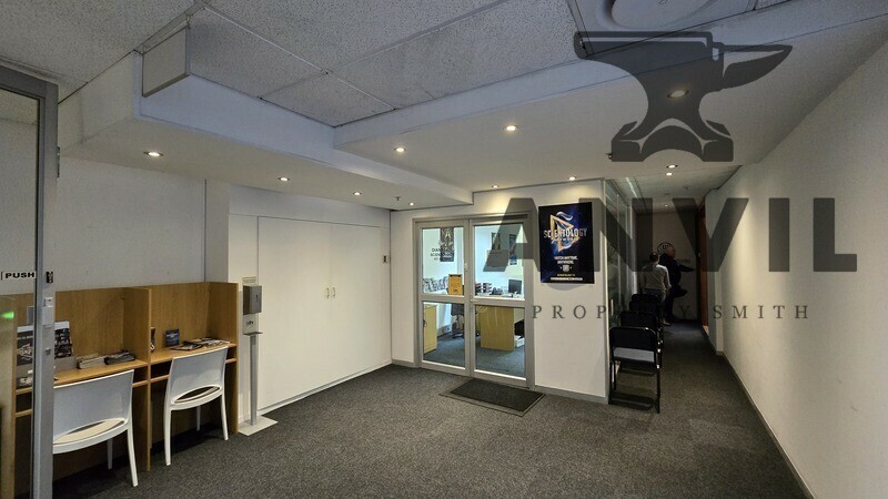 5 Saint Georges Mall - 2nd Floor Suite property image 6