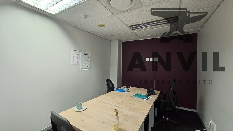 5 Saint Georges Mall - 2nd Floor Suite property image 8