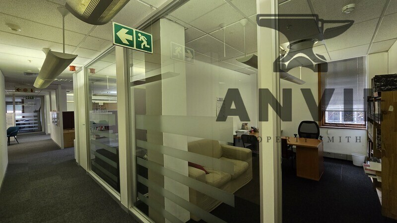 5 Saint Georges Mall - 2nd Floor Suite property image 20