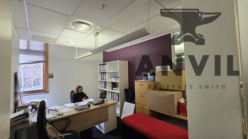 5 Saint Georges Mall - 2nd Floor Suite property image 22