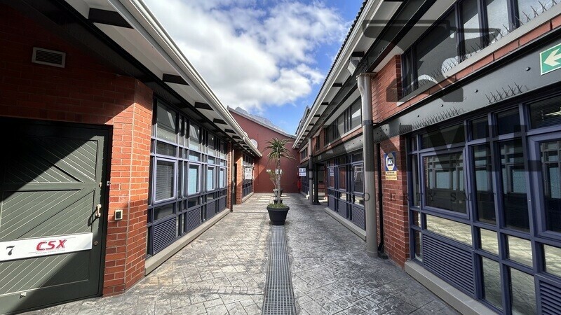 Waverley Business Park - 242 sqm unit for sale in Waverly Business Park: property image 4