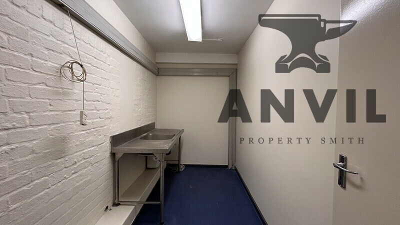 Waverley Business Park - 242 sqm unit for sale in Waverly Business Park: property image 9