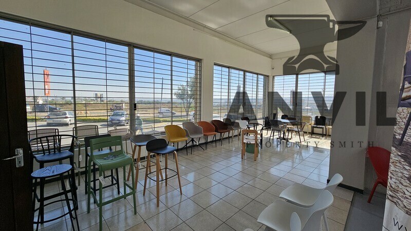 491 James Crescent - Unit 2 property image 2